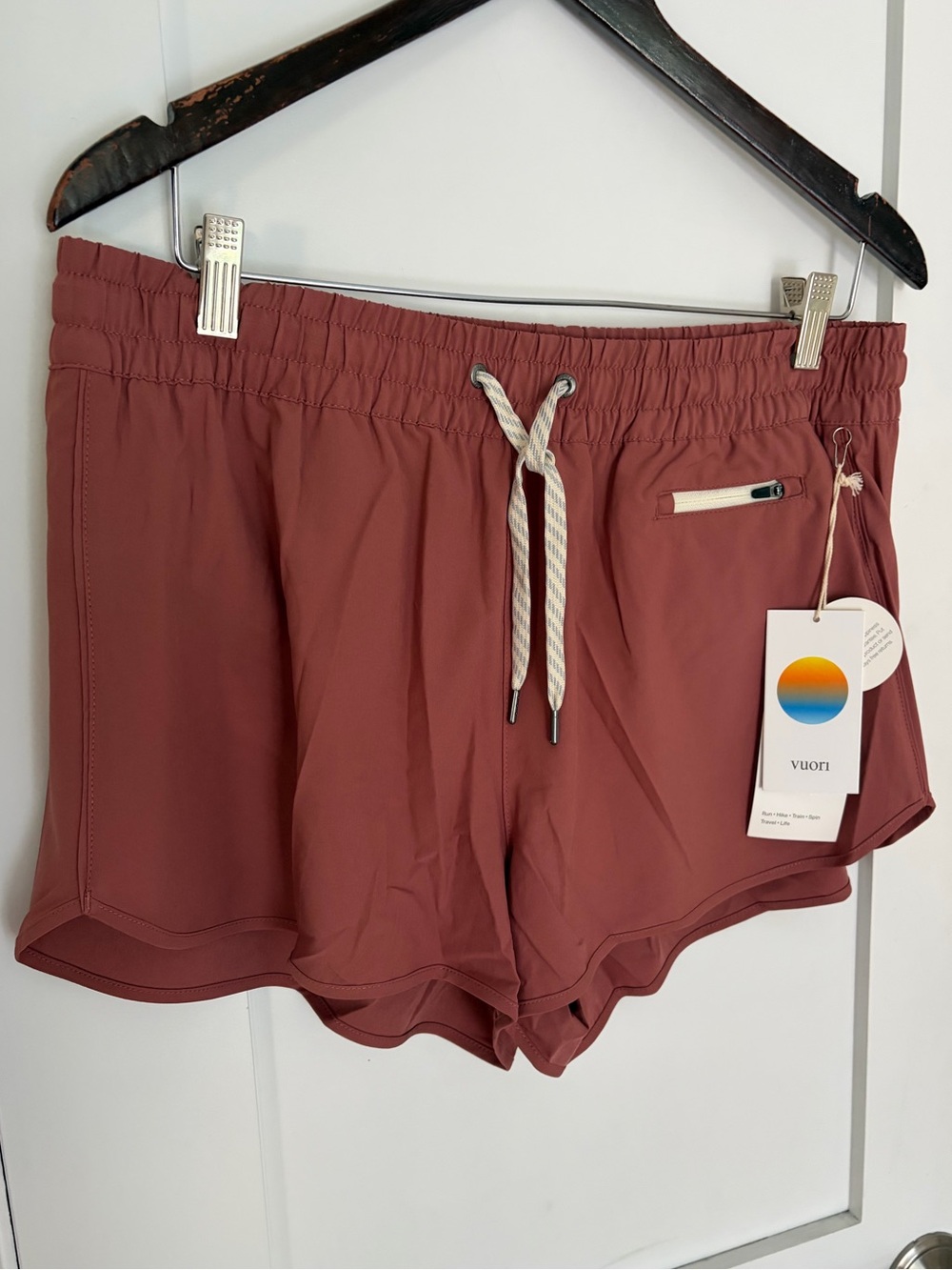 55. Size XL VUORI Mauve Clementine Shorts NEW With Tags